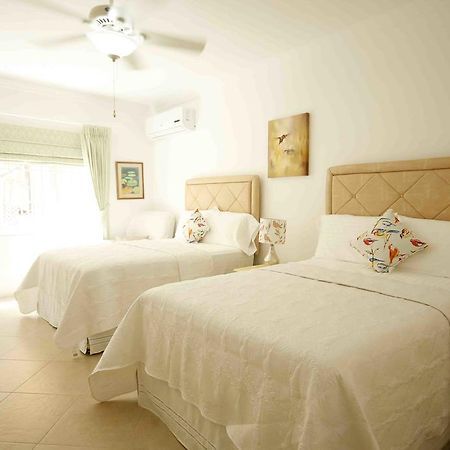 Cattleya Luxury Suites Kingston Extérieur photo