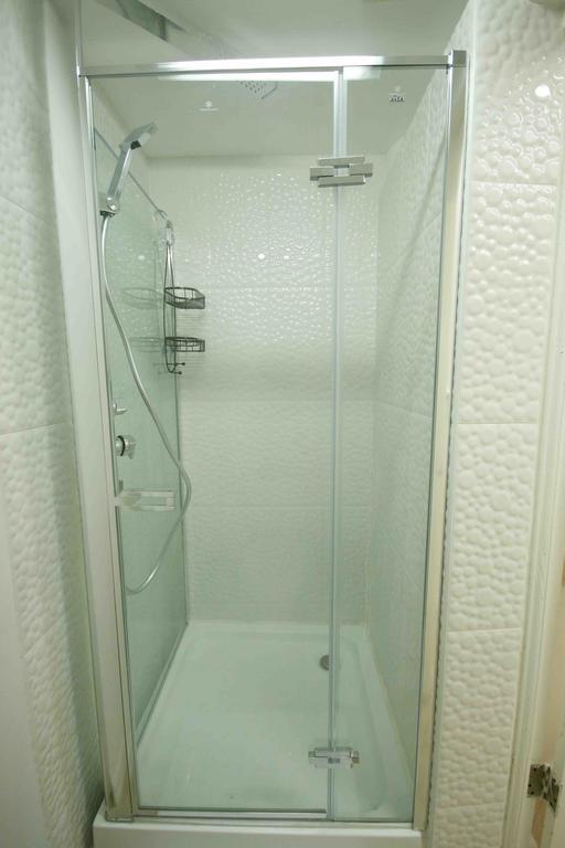 Cattleya Luxury Suites Kingston Chambre photo