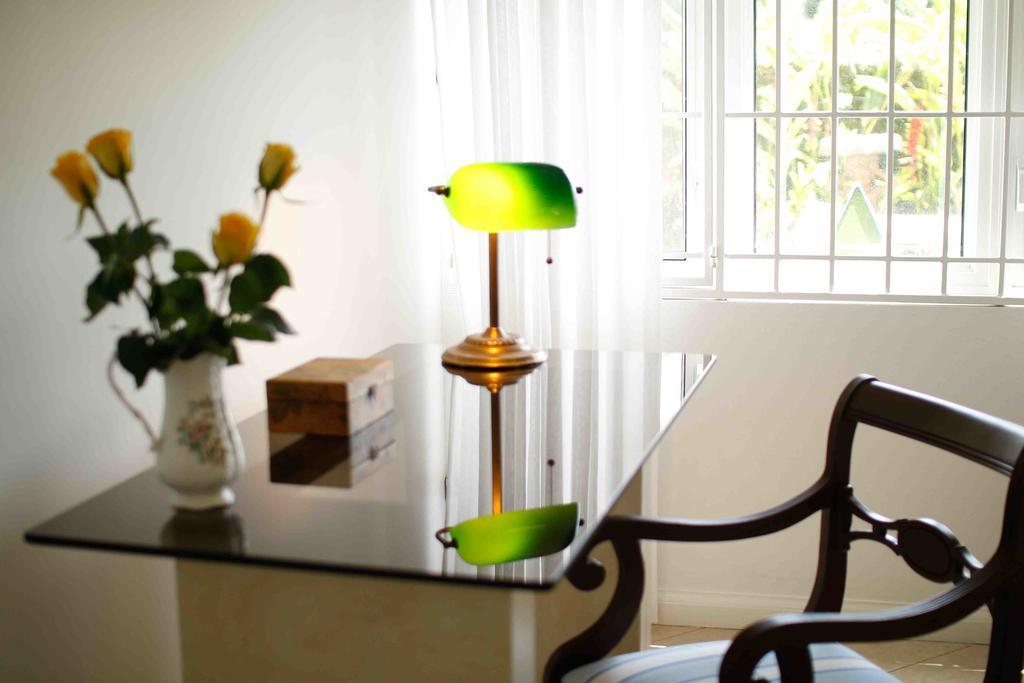 Cattleya Luxury Suites Kingston Chambre photo