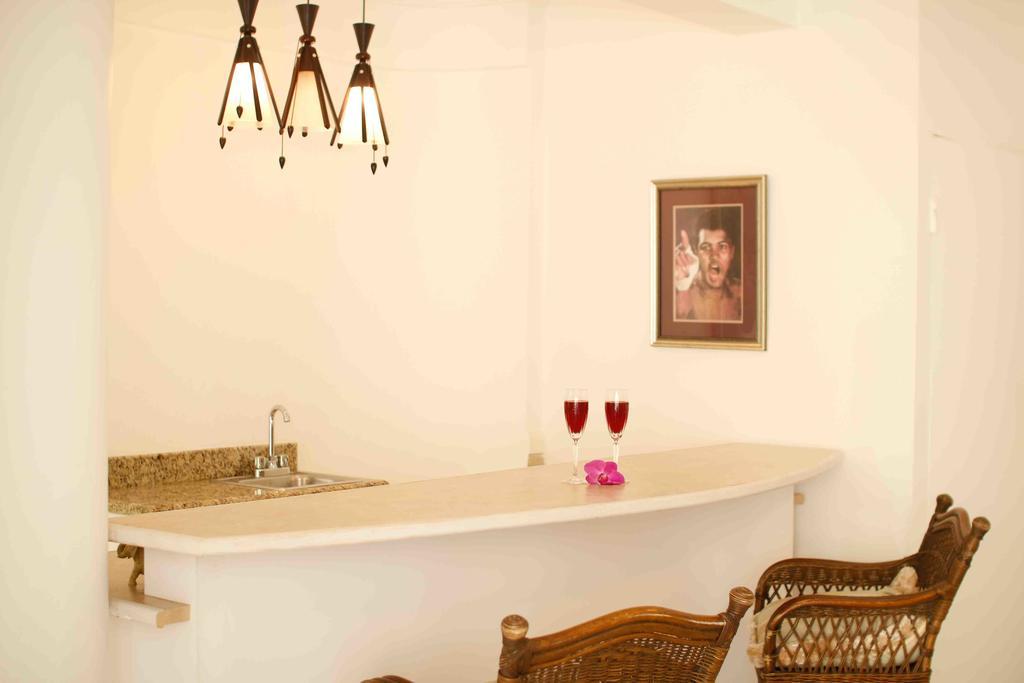 Cattleya Luxury Suites Kingston Chambre photo